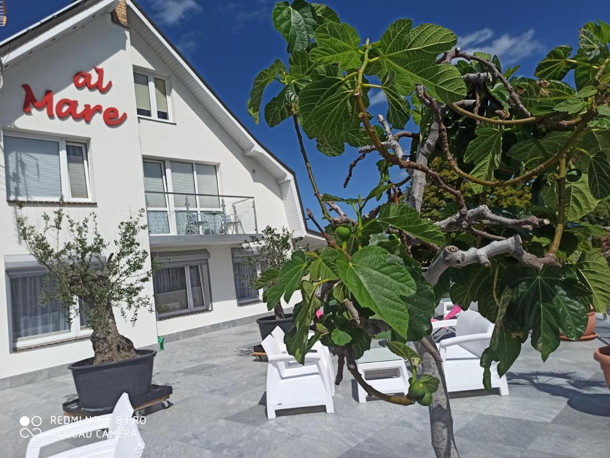 Al Mare-Villa Z Klimatyzacja ウストロニエ・モルスキエ エクステリア 写真