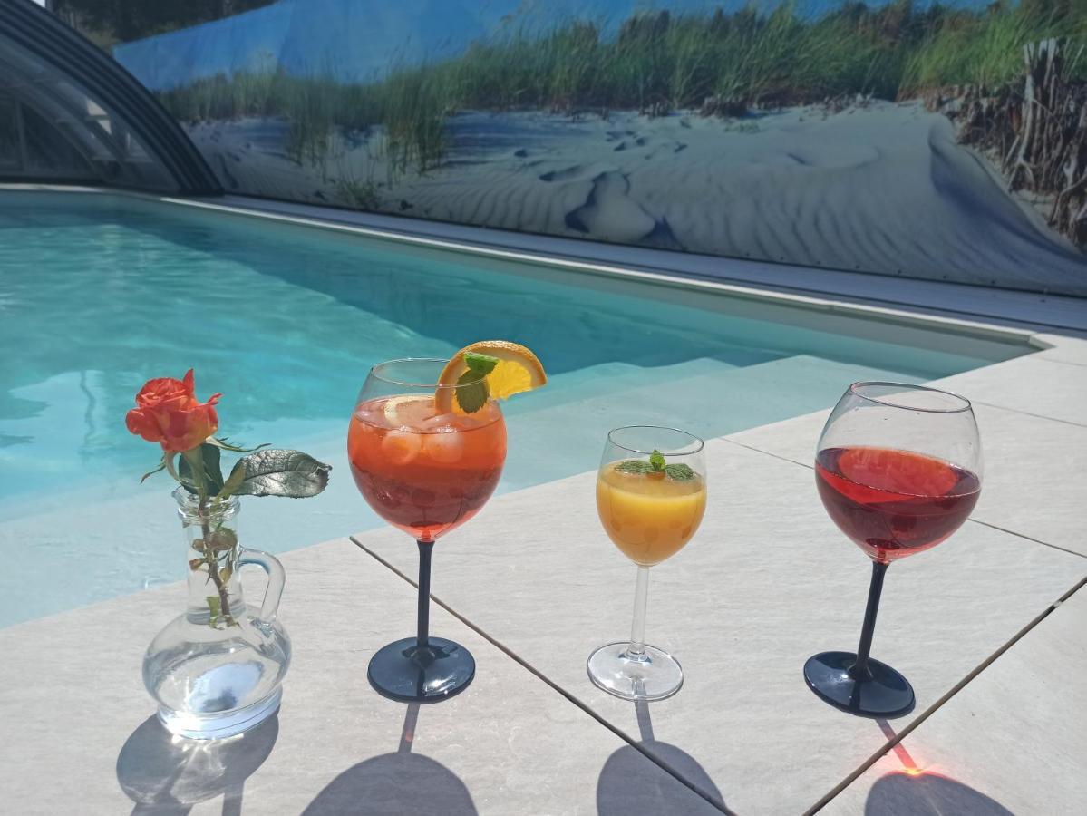 Al Mare-Villa Z Klimatyzacja ウストロニエ・モルスキエ エクステリア 写真